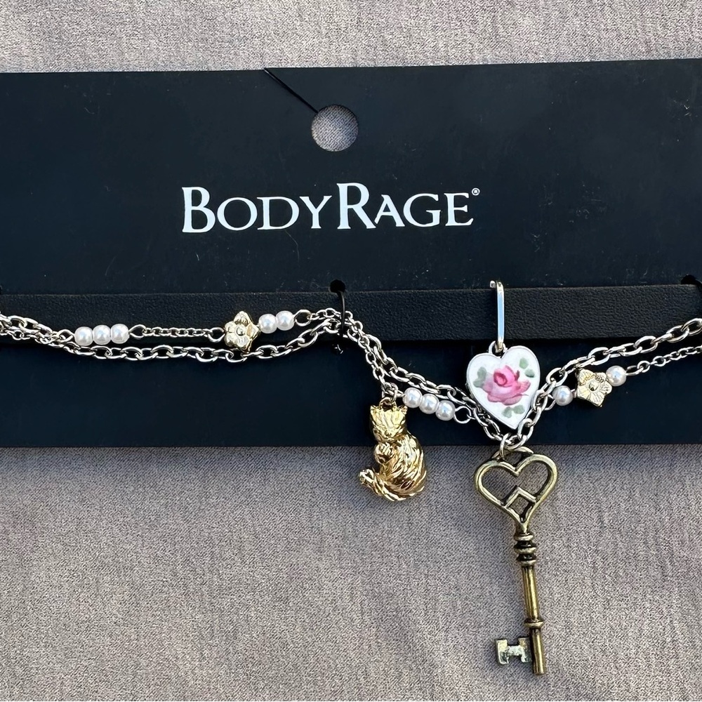 BodyRage Gold and Silver Key Necklace with Heart Charm